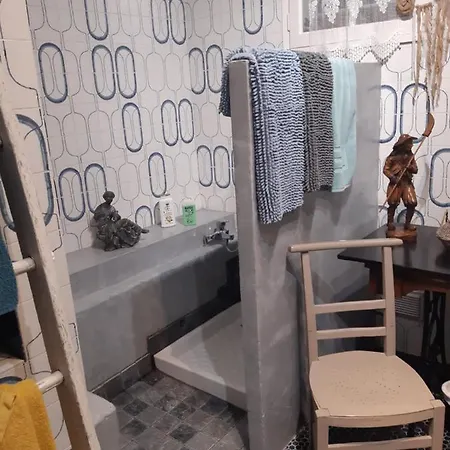 Le Lavoir Pensionat Fontaines (Pays de la Loire)