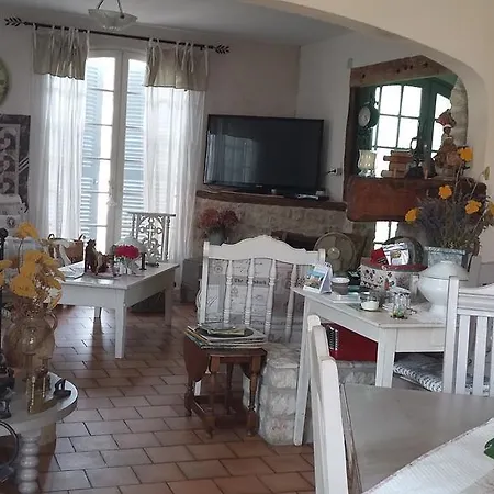 Pensionat Le Lavoir Fontaines (Pays de la Loire)