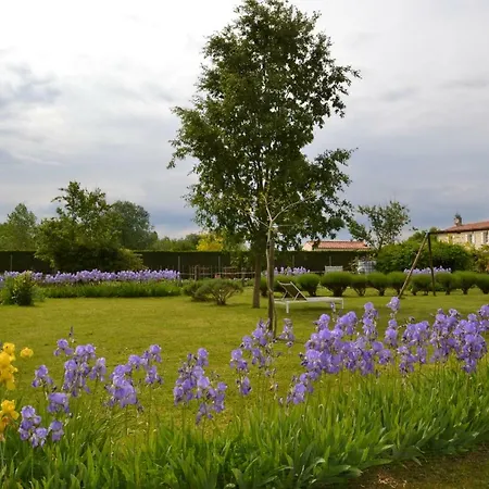 Konukevi Le Lavoir 3*