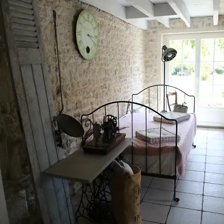 Le Lavoir Pensionat Fontaines (Pays de la Loire)